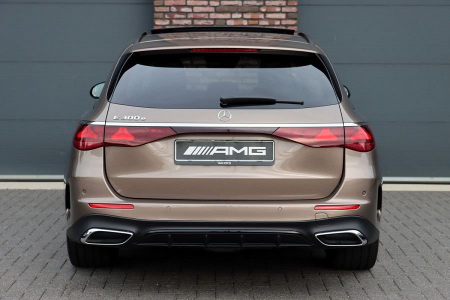 Mercedes-Benz E-Klasse Estate 300 e AMG Line | Hyperscreen | Distronic+ | HUD | 3D-Display | Panoramadak | Burmester | Surround Camera | Trekhaak | Keyless Go |