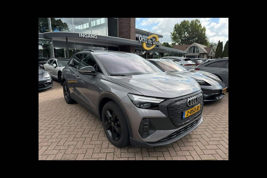 Audi Q4 e-tron 40 Advanced edition 77 kWh / SOH 94,5% / Camera / CarPlay / RS Seats / Warmtepomp / 19'' / Matrix LED / Stoelverwarming / Dodehoek / DAB / ACC