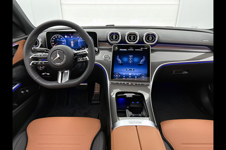 Mercedes-Benz C-Klasse 300 e 140 Years Edition |  Comfortpakket Plus | Nightpakket | Parkeerpakket met 360°-camera | Trekhaak | Panoramaschuifdak | Middenconsole metaalstructuur | DISTRONIC | GUARD 360° Plus | 19" multispaaks lichtmetalen AMG-velgen |