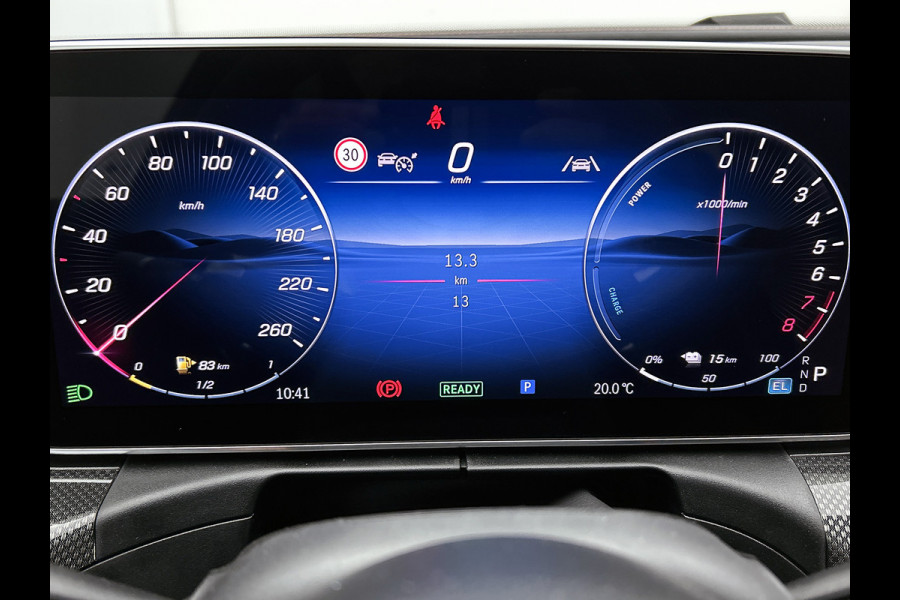 Mercedes-Benz C-Klasse 300 e 140 Years Edition |  Comfortpakket Plus | Nightpakket | Parkeerpakket met 360°-camera | Trekhaak | Panoramaschuifdak | Middenconsole metaalstructuur | DISTRONIC | GUARD 360° Plus | 19" multispaaks lichtmetalen AMG-velgen |