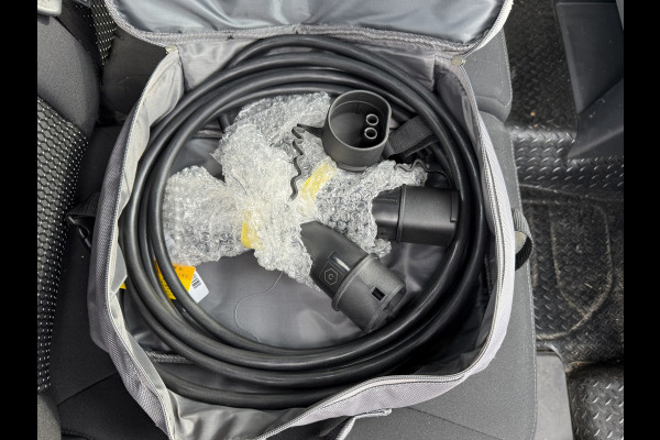 Maxus eDeliver 9 65kWh Elektrisch! L4 172km WLTP 204PK 80kw Snelladen Carplay Adaptieve Cruise Control LED Parkeersensoren voor Airco