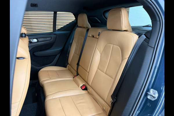 Volvo XC40 2.0 T4 Inscription | Parkeer assist Pro | CarPlay | Winter Pakket | LED | Ambient | Rij Assist Pro | Keyless | NAP