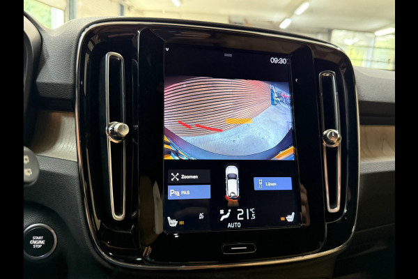 Volvo XC40 2.0 T4 Inscription | Parkeer assist Pro | CarPlay | Winter Pakket | LED | Ambient | Rij Assist Pro | Keyless | NAP