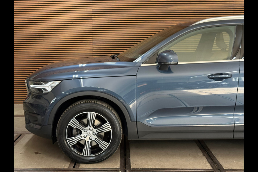 Volvo XC40 2.0 T4 Inscription | Parkeer assist Pro | CarPlay | Winter Pakket | LED | Ambient | Rij Assist Pro | Keyless | NAP