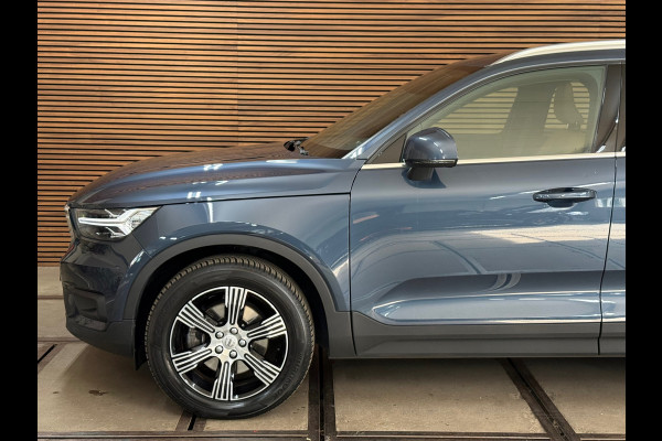 Volvo XC40 2.0 T4 Inscription | Parkeer assist Pro | CarPlay | Winter Pakket | LED | Ambient | Rij Assist Pro | Keyless | NAP