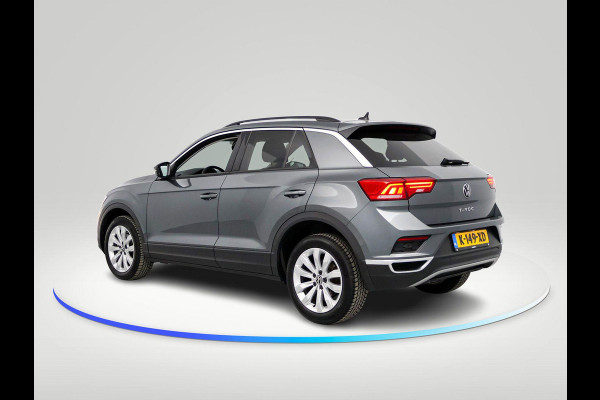 Volkswagen T-Roc 1.0 TSI Style 110 PK | Navigatie | 17" LM velgen | Alarm | Privacy glas |