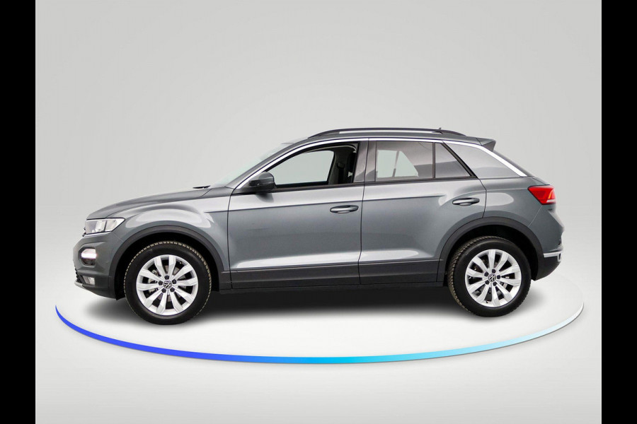 Volkswagen T-Roc 1.0 TSI Style 110 PK | Navigatie | 17" LM velgen | Alarm | Privacy glas |