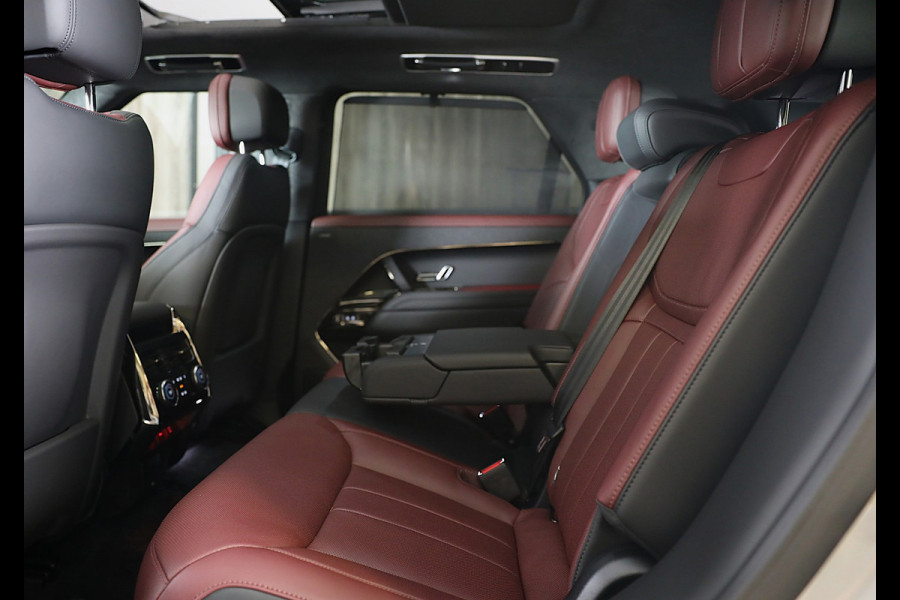 Land Rover Range Rover Sport 3.0 P550e Autobiography PHEV / SV Bespoke Deep Garnet / Massage / Head Up / Verkoeling / Memory /Pano