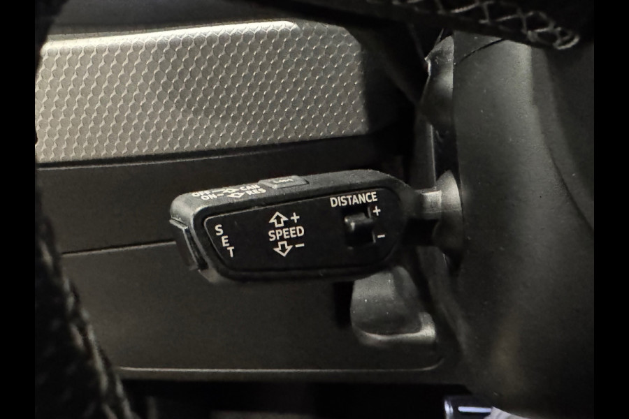 Audi A1 Citycarver 35 TFSI epic | BLACK OPTIC | B&O | NARDO GREY | CAMERA | AMBIANCE