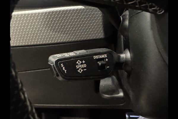 Audi A1 Citycarver 35 TFSI epic | BLACK OPTIC | B&O | NARDO GREY | CAMERA | AMBIANCE