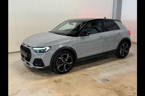 Audi A1 Citycarver 35 TFSI epic | BLACK OPTIC | B&O | NARDO GREY | CAMERA | AMBIANCE