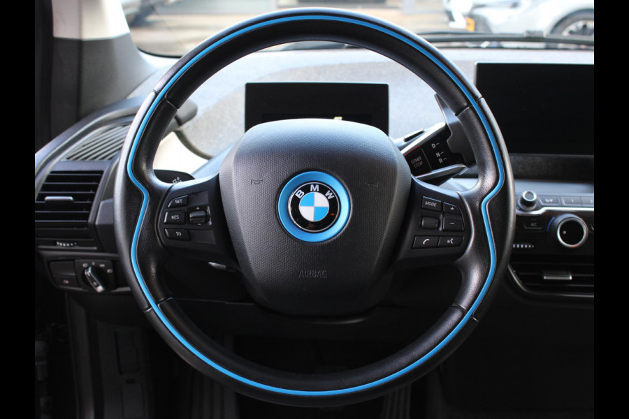 BMW i3 Basis 94Ah 33 kWh | STOELVERWARMING | NAVIGATIE | ACHTERUITRIJCAMERA |