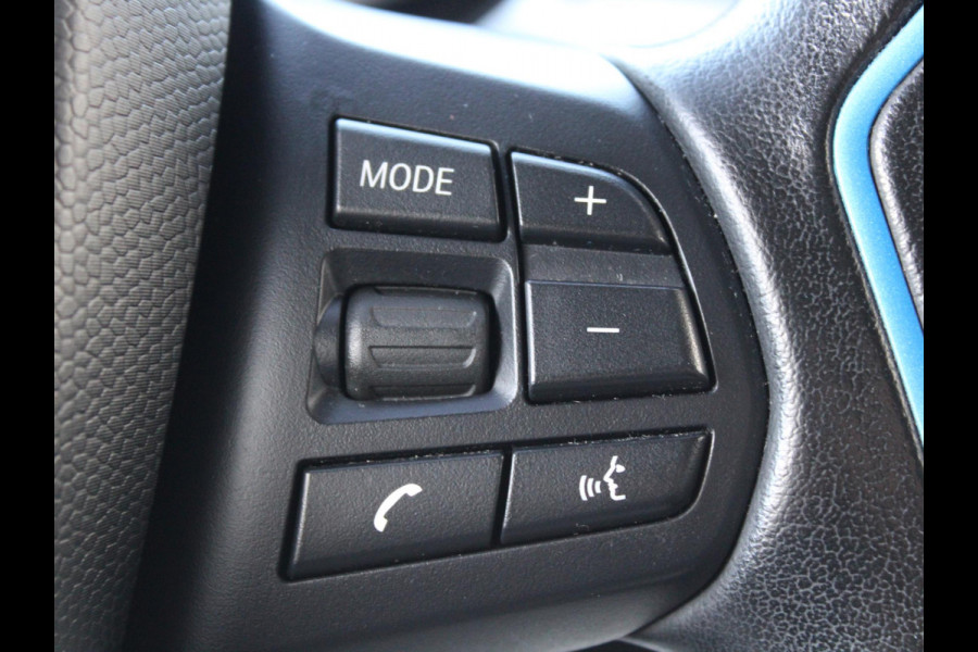 BMW i3 Basis 94Ah 33 kWh | STOELVERWARMING | NAVIGATIE | ACHTERUITRIJCAMERA |