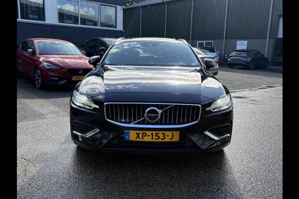 Volvo V60 2.0 T5 Inscription VAN: € 26.900- VOOR: € 24.877,- UW HERFSTVOORDEEL: € 2.023,-| VOLVO DEALER ONDERHOUDEN | FULL OPTIONS| BOWERS & WILKINS| ELEK. TREKHAAK| PANO| STOELVENTILATIE| HUD| ACHTERBANK VERWARMD| ORIG. NL NAP|