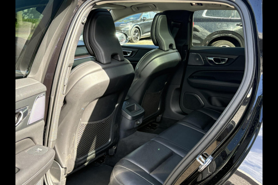 Volvo V60 2.0 T5 Inscription VAN: € 26.900- VOOR: € 24.877,- UW HERFSTVOORDEEL: € 2.023,-| VOLVO DEALER ONDERHOUDEN | FULL OPTIONS| BOWERS & WILKINS| ELEK. TREKHAAK| PANO| STOELVENTILATIE| HUD| ACHTERBANK VERWARMD| ORIG. NL NAP|