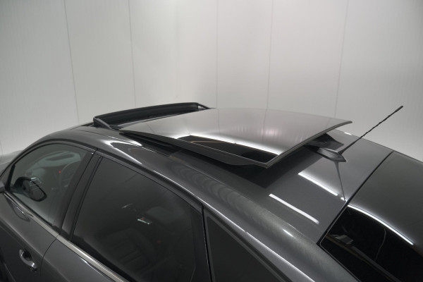 Citroën Ë-C4 Shine 50 kWh | 94,5% SOH | Panoramadak | 360 Camera | Head-Up Display | Pack Winter | Camera | Parkeersensoren