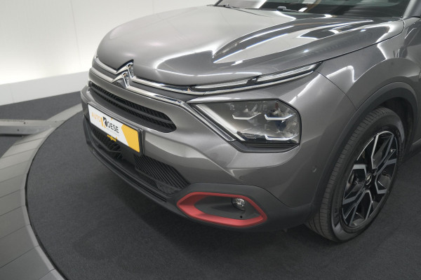 Citroën Ë-C4 Shine 50 kWh | 94,5% SOH | Panoramadak | 360 Camera | Head-Up Display | Pack Winter | Camera | Parkeersensoren