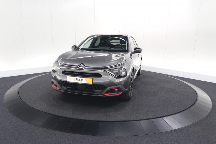 Citroën Ë-C4 Shine 50 kWh | 94,5% SOH | Panoramadak | 360 Camera | Head-Up Display | Pack Winter | Camera | Parkeersensoren