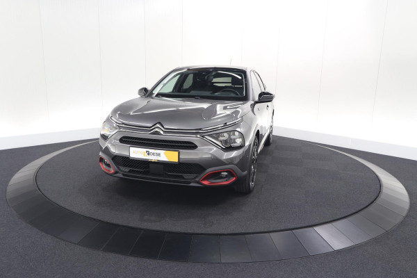 Citroën Ë-C4 Shine 50 kWh | 94,5% SOH | Panoramadak | 360 Camera | Head-Up Display | Pack Winter | Camera | Parkeersensoren