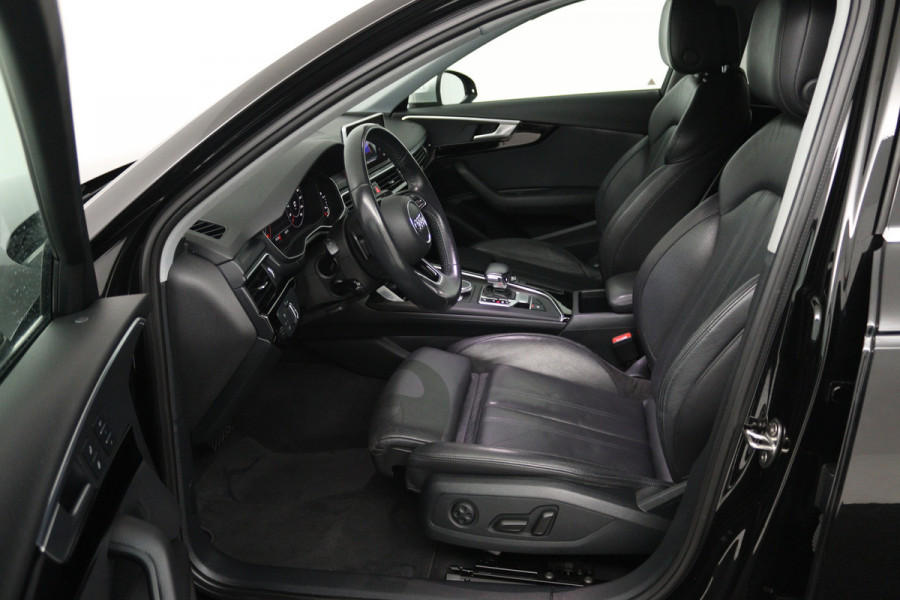 Audi A4 Limousine 35 TFSI Sport S line black edition (DIGITALE COCKPIT, CAMERA, STOELVERWARMING/VERKOELING, ELEKTR STOELEN)