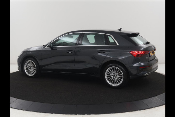 Audi A3 Sportback 30 TFSI Advanced edition | Cruise control | Camera | Park assist | Navigatie | Carplay | Climate control | Virtueel dashboard | Full LED