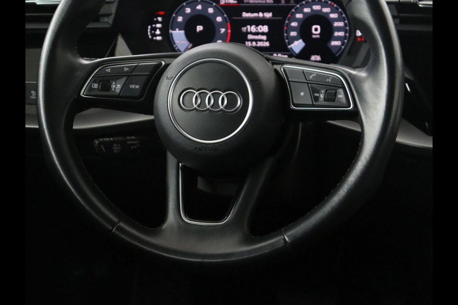 Audi A3 Sportback 30 TFSI Advanced edition | Cruise control | Camera | Park assist | Navigatie | Carplay | Climate control | Virtueel dashboard | Full LED