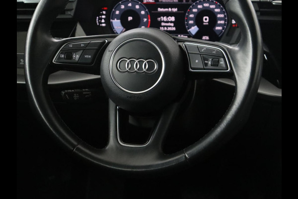 Audi A3 Sportback 30 TFSI Advanced edition | Cruise control | Camera | Park assist | Navigatie | Carplay | Climate control | Virtueel dashboard | Full LED