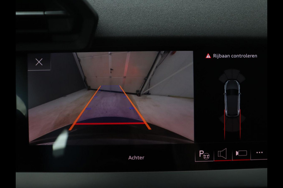 Audi A3 Sportback 30 TFSI Advanced edition | Cruise control | Camera | Park assist | Navigatie | Carplay | Climate control | Virtueel dashboard | Full LED