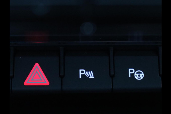 Audi A3 Sportback 30 TFSI Advanced edition | Cruise control | Camera | Park assist | Navigatie | Carplay | Climate control | Virtueel dashboard | Full LED