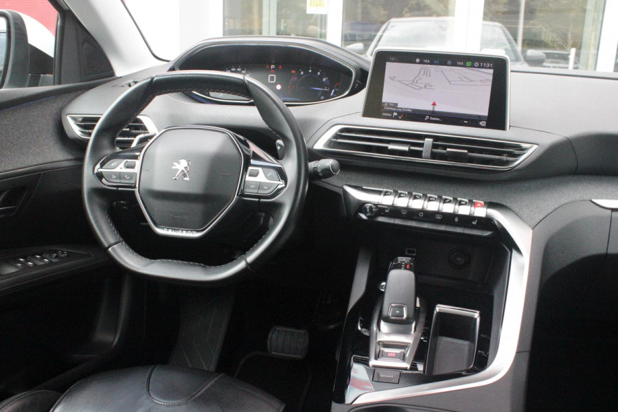 Peugeot 3008 1.2 130PK AUTOMAAT ALLURE | LEDEREN BEKLEDING | TREKHAAK | ELEKTRISCH BEDIENBARE BESTUUDERSSTOEL MET GEHEUGENFUNCTIE | ADAPTIVE CRUISE CONTROL | ELEKTRISCH BEDIENBARE ACHTERKLEP | APPLE CARPLAY/ANDROID AUTO | NAVIGATIE | STOELVERWARMING | ALL SEASON BANDEN | 19" LICHTMETALEN VELGEN | KEYLESS ENTRY/START | DODEHOEK DETECTIE | DRAADLOZE TELEFOONLADER |