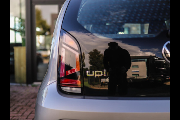 Volkswagen up! 1.0 | Stoelverw. | Bluetooth | Winter-Pakket
