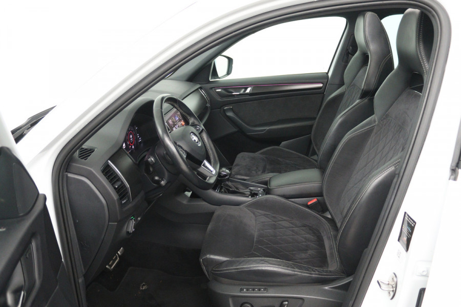 Škoda Kodiaq 1.5 TSI Sportline Business 7p. (DIGITALE COCKPIT, PANORAMADAK, TREKHAAK, STOELVERWARMING, CAMERA)