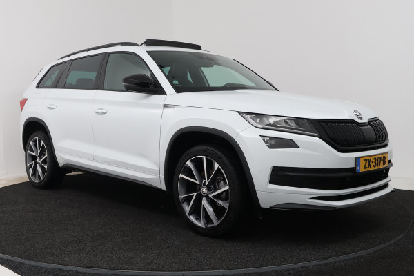 Škoda Kodiaq 1.5 TSI Sportline Business 7p. (DIGITALE COCKPIT, PANORAMADAK, TREKHAAK, STOELVERWARMING, CAMERA)