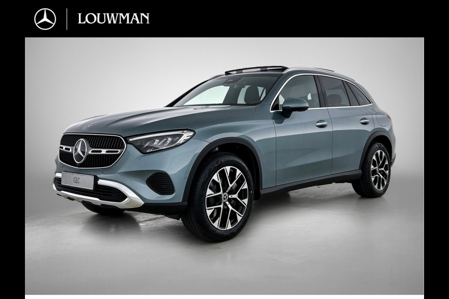 Mercedes-Benz GLC 300e 4MATIC Business Solution Luxury | Comfortpakket Plus | Parkeerpakket | Trekhaak | Panoramaschuifdak | DISTRONIC | Sierdelen hout aluminiumlines | URBAN GUARD Plus | Dakhemel stof zwart |