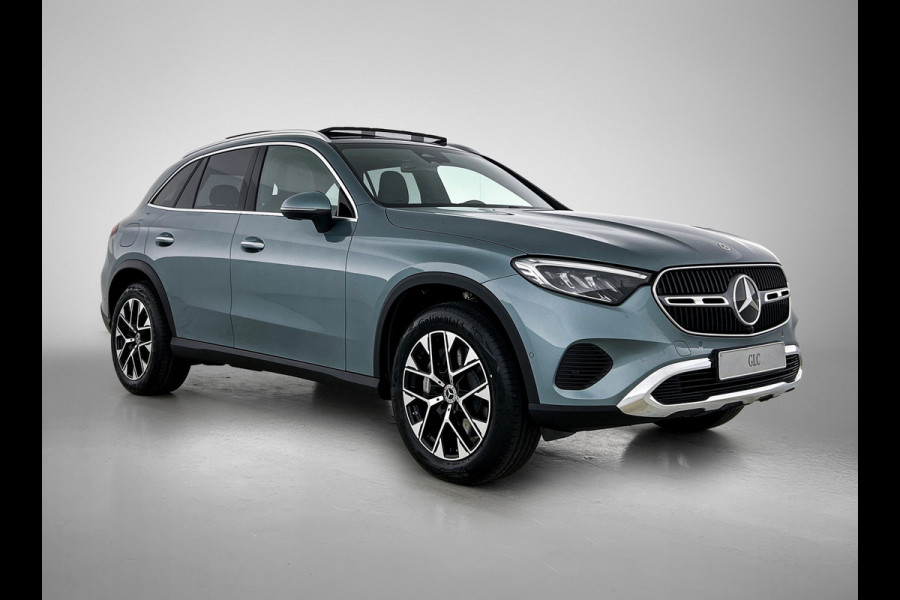 Mercedes-Benz GLC 300e 4MATIC Business Solution Luxury | Comfortpakket Plus | Parkeerpakket | Trekhaak | Panoramaschuifdak | DISTRONIC | Sierdelen hout aluminiumlines | URBAN GUARD Plus | Dakhemel stof zwart |