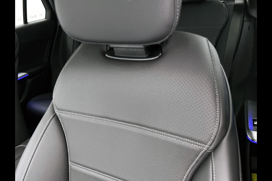 Mercedes-Benz GLC 300e 4MATIC Business Solution Luxury | Comfortpakket Plus | Parkeerpakket | Trekhaak | Panoramaschuifdak | DISTRONIC | Sierdelen hout aluminiumlines | URBAN GUARD Plus | Dakhemel stof zwart |