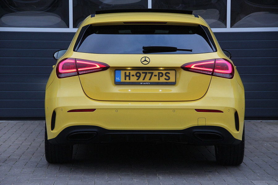 Mercedes-Benz A-Klasse 180 Business | NL Auto | AMG | Pano-Dak | Camera | ECC | Cruise | Leder | PDC | Navi | Keyless-Go | DAB