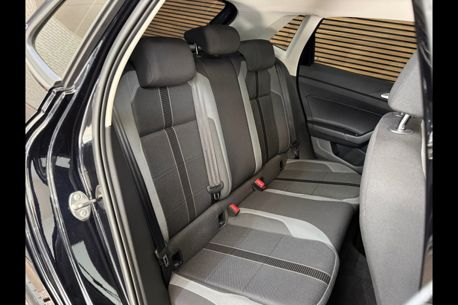 Volkswagen Polo 1.0 TSI Style | Black Edition | IQ.Light Matrix | Discover Pro | CarPlay | Licht + Zicht | Ambient | PDC | DAB+