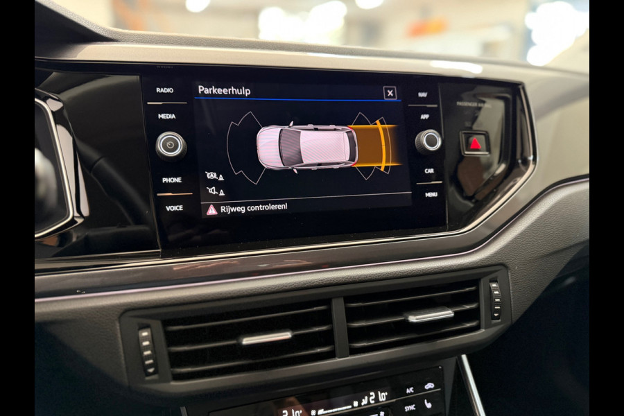 Volkswagen Polo 1.0 TSI Style | Black Edition | IQ.Light Matrix | Discover Pro | CarPlay | Licht + Zicht | Ambient | PDC | DAB+