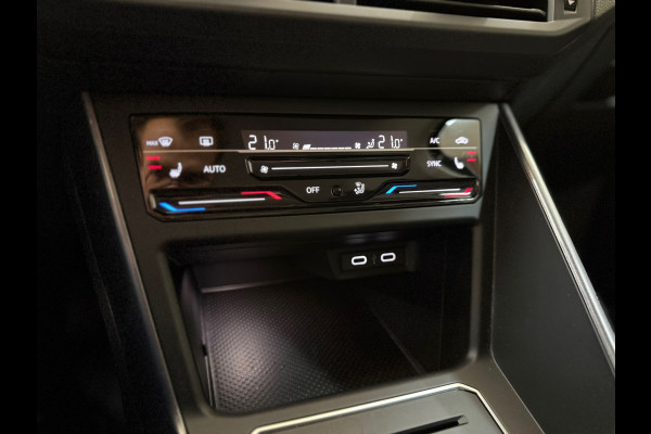 Volkswagen Polo 1.0 TSI Style | Black Edition | IQ.Light Matrix | Discover Pro | CarPlay | Licht + Zicht | Ambient | PDC | DAB+