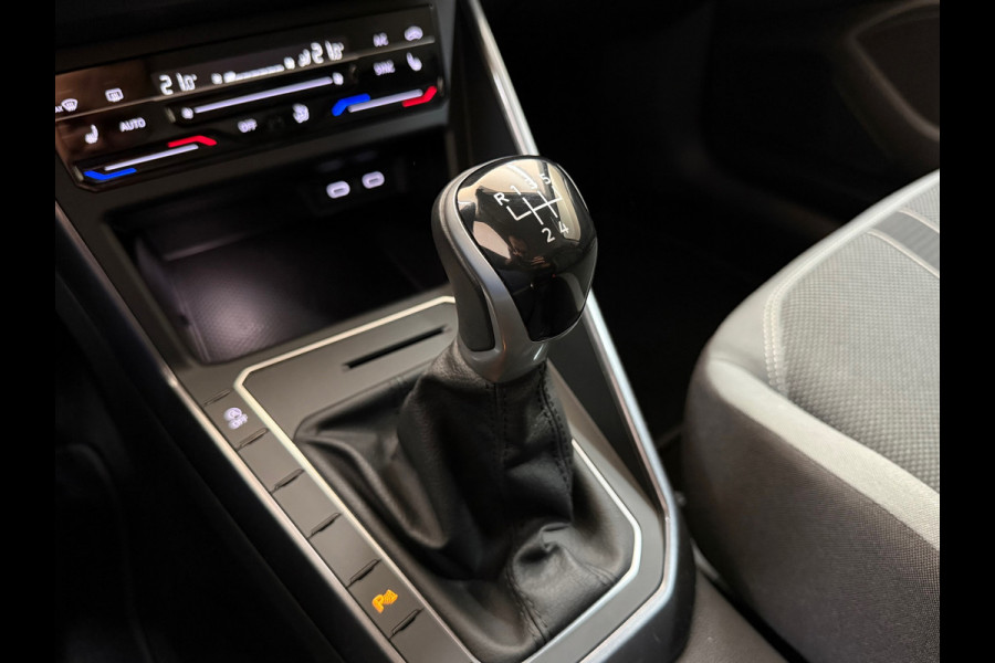 Volkswagen Polo 1.0 TSI Style | Black Edition | IQ.Light Matrix | Discover Pro | CarPlay | Licht + Zicht | Ambient | PDC | DAB+