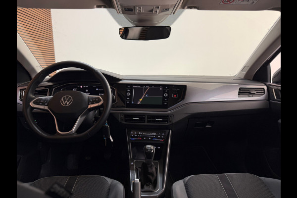 Volkswagen Polo 1.0 TSI Style | Black Edition | IQ.Light Matrix | Discover Pro | CarPlay | Licht + Zicht | Ambient | PDC | DAB+