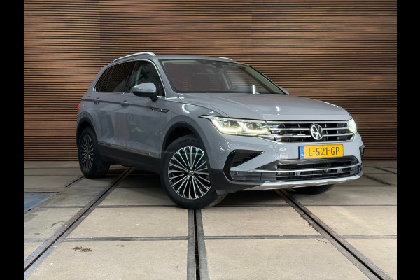 Volkswagen Tiguan 1.5 TSI Elegance | Moonstone Grey | IQ.Light Matrix LED | Massage | Camera | Trekhaak | Park Assist |ACC Stop&Go