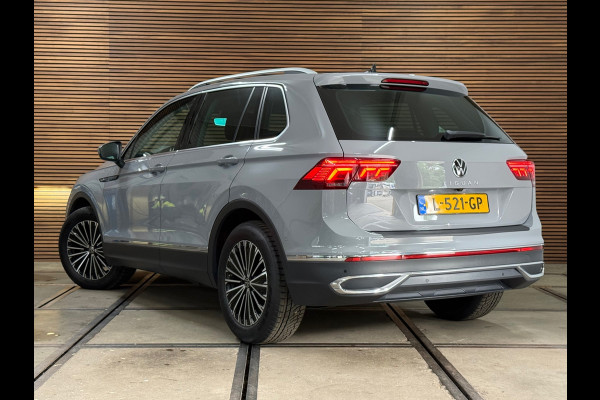 Volkswagen Tiguan 1.5 TSI Elegance | Moonstone Grey | IQ.Light Matrix LED | Massage | Camera | Trekhaak | Park Assist |ACC Stop&Go
