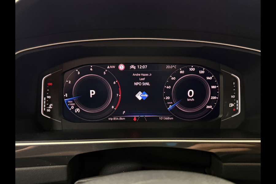 Volkswagen Tiguan 1.5 TSI Elegance | Moonstone Grey | IQ.Light Matrix LED | Massage | Camera | Trekhaak | Park Assist |ACC Stop&Go
