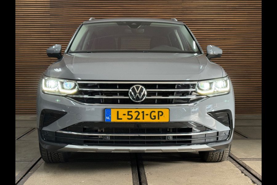 Volkswagen Tiguan 1.5 TSI Elegance | Moonstone Grey | IQ.Light Matrix LED | Massage | Camera | Trekhaak | Park Assist |ACC Stop&Go