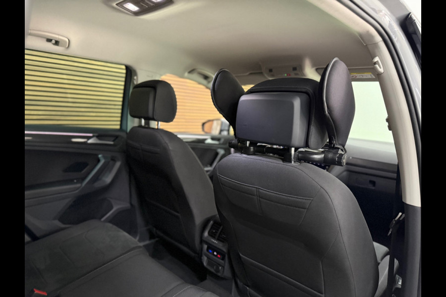 Volkswagen Tiguan 1.5 TSI Elegance | Moonstone Grey | IQ.Light Matrix LED | Massage | Camera | Trekhaak | Park Assist |ACC Stop&Go