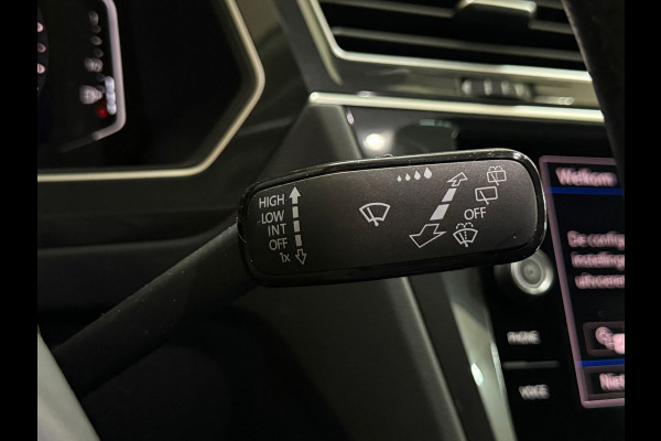 Volkswagen Tiguan 1.5 TSI Elegance | Moonstone Grey | IQ.Light Matrix LED | Massage | Camera | Trekhaak | Park Assist |ACC Stop&Go