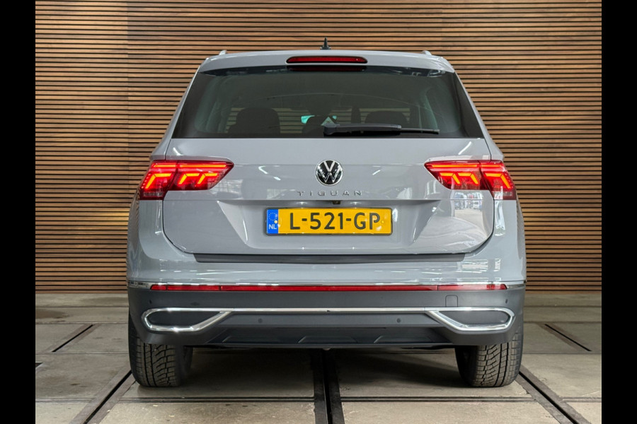Volkswagen Tiguan 1.5 TSI Elegance | Moonstone Grey | IQ.Light Matrix LED | Massage | Camera | Trekhaak | Park Assist |ACC Stop&Go