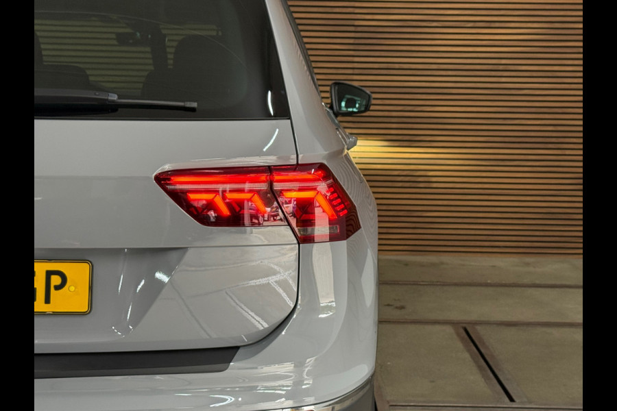 Volkswagen Tiguan 1.5 TSI Elegance | Moonstone Grey | IQ.Light Matrix LED | Massage | Camera | Trekhaak | Park Assist |ACC Stop&Go